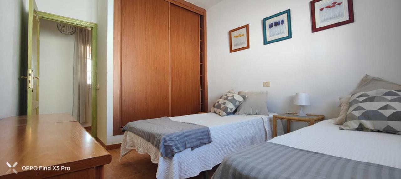 4 Family Home With Pool, Fuerteventura-Gran Tarajal Juan Gopar Extérieur photo